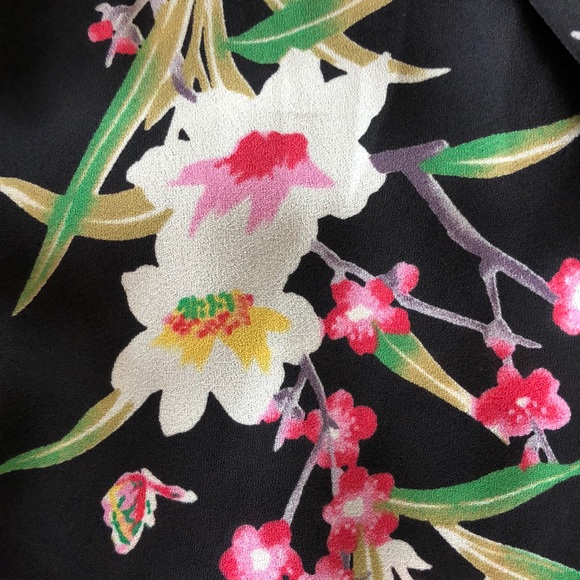 EUC size small tops - Picture 2 of 3